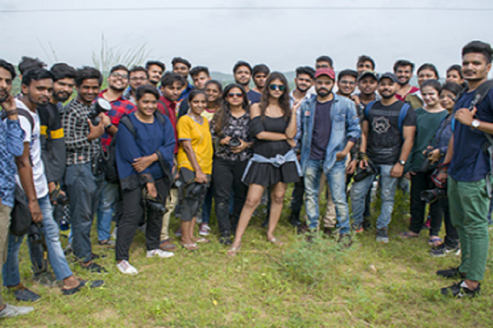 https://cache.careers360.mobi/media/colleges/social-media/media-gallery/40369/2021/9/18/Group Photo of TGC Animation and Multimedia Jaipur_Others.png
